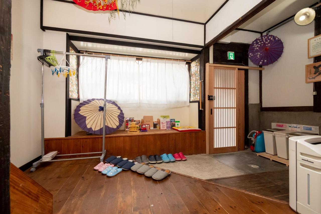 Guesthouse Oneworld Shijo四条京町屋 Kyoto Dış mekan fotoğraf