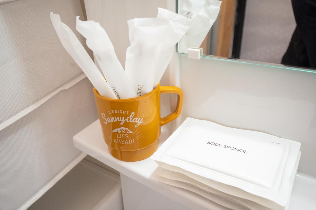 Guesthouse Oneworld Shijo四条京町屋 Kyoto Dış mekan fotoğraf