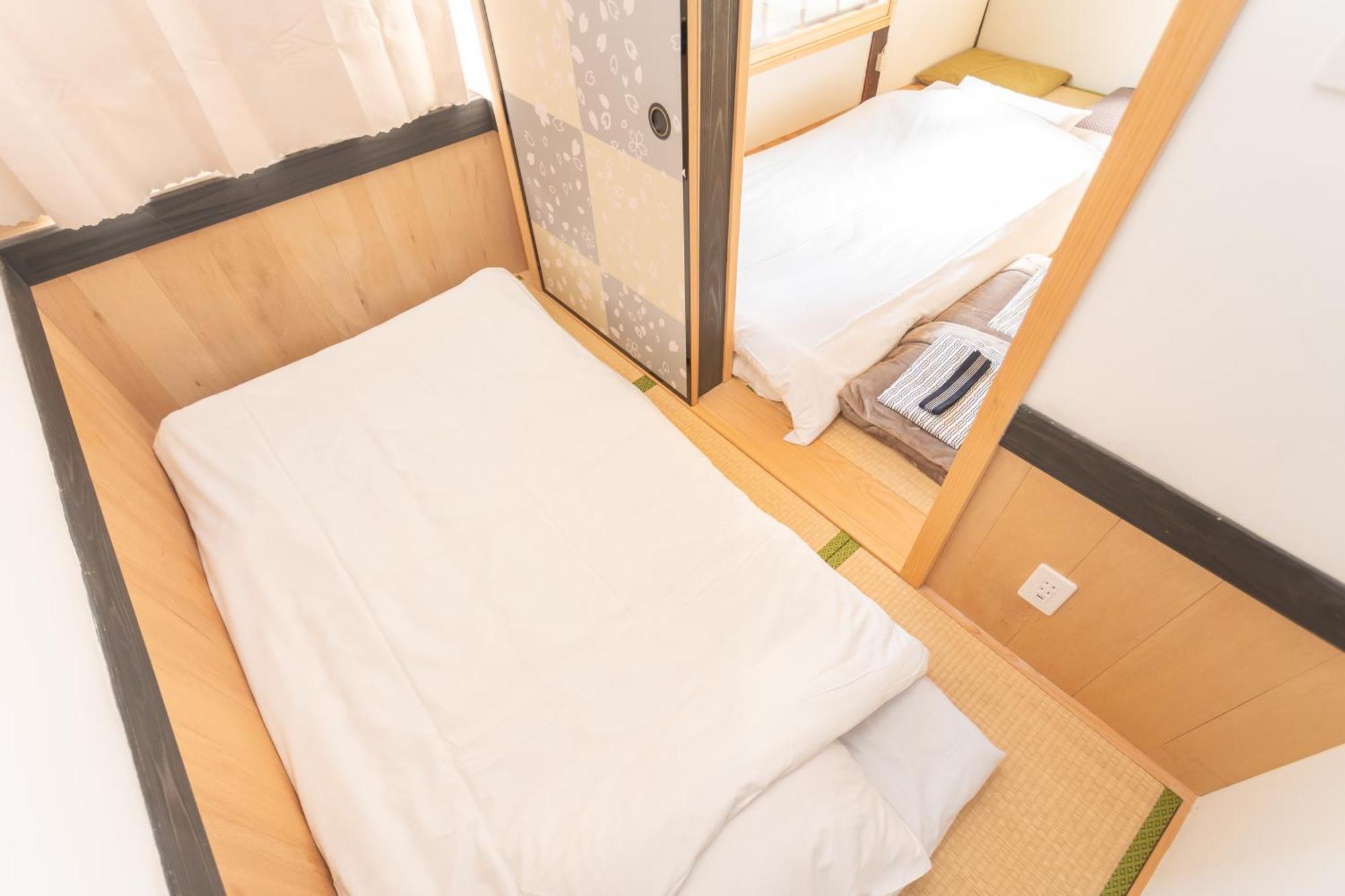 Guesthouse Oneworld Shijo四条京町屋 Kyoto Dış mekan fotoğraf