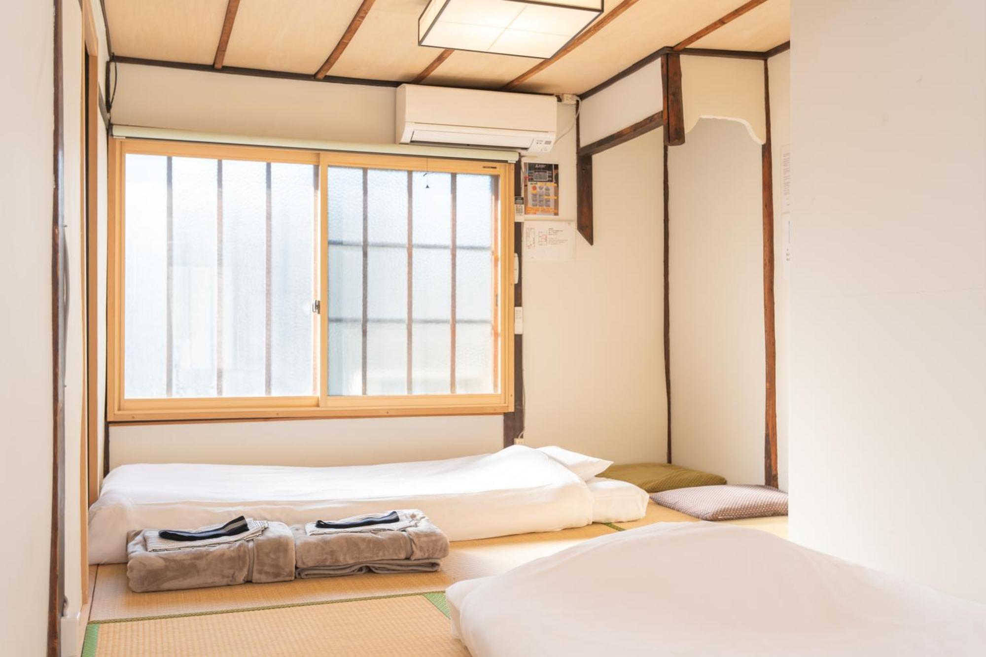 Guesthouse Oneworld Shijo四条京町屋 Kyoto Dış mekan fotoğraf