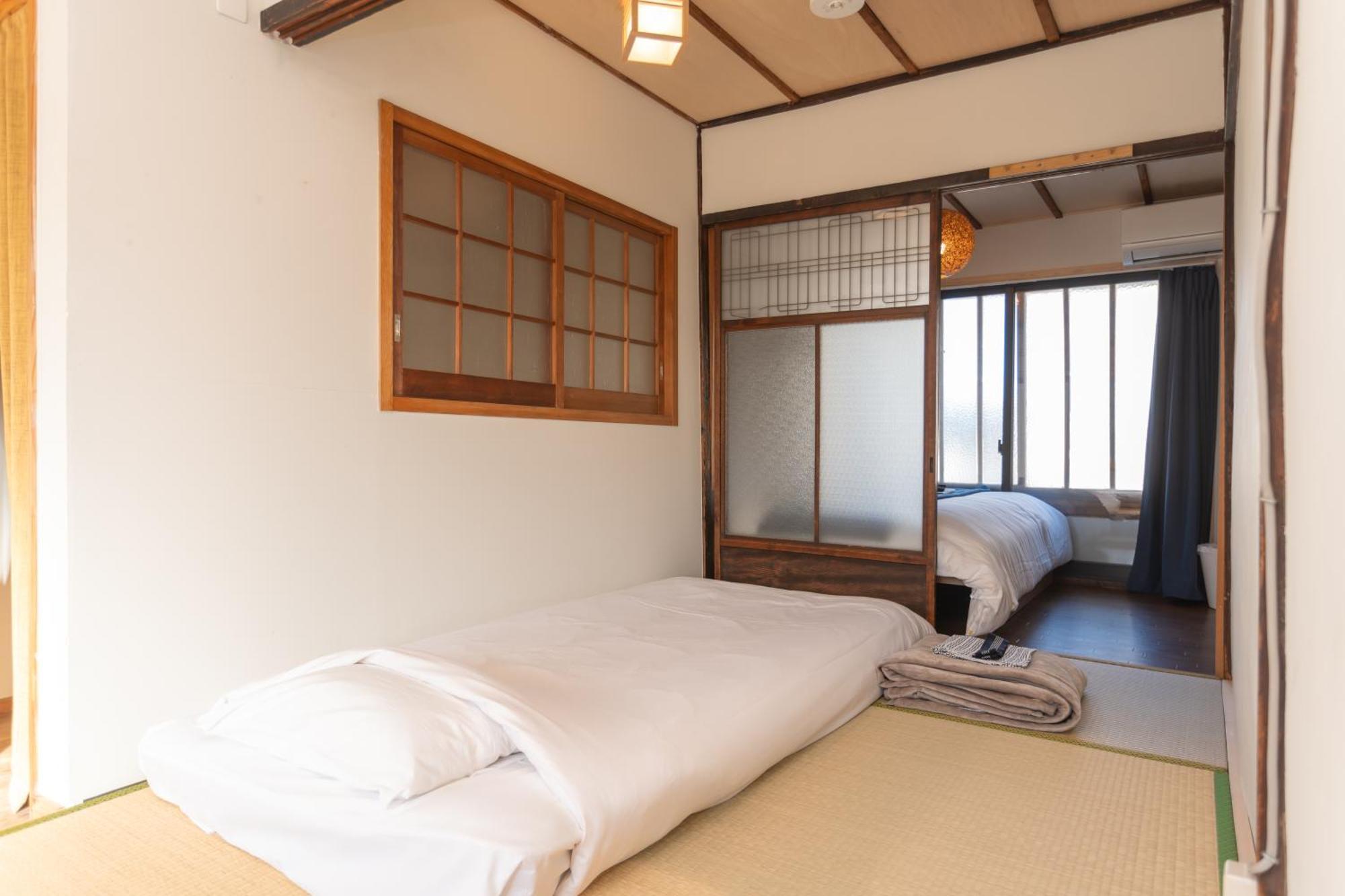 Guesthouse Oneworld Shijo四条京町屋 Kyoto Dış mekan fotoğraf